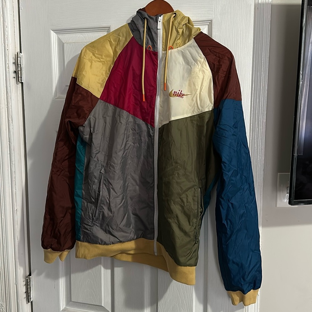 Nike windbreaker with hood